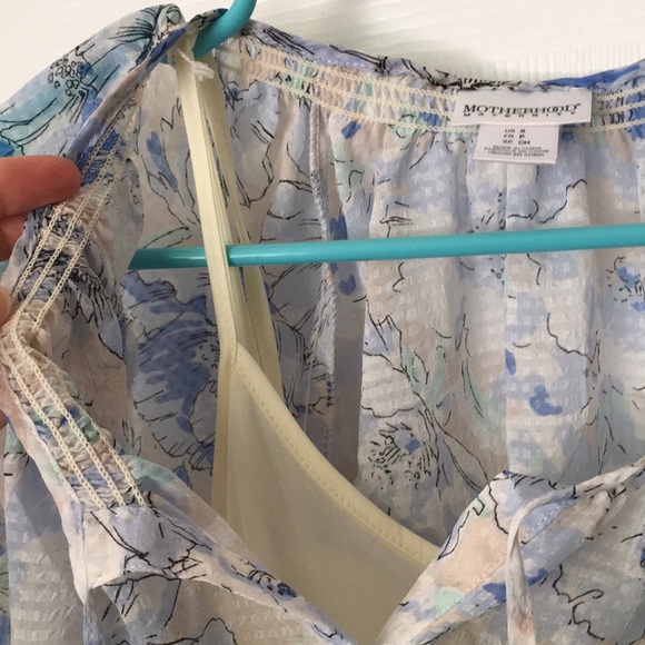 Blouse and Camisole Set by Motherhood Maternity - Picture 5 of 7